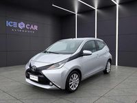 Usata Toyota Aygo X-play 69 CV (50 kW) 2015 Argento Utilitaria