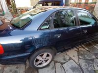 Usata Audi A4 1995 Blu Berlina