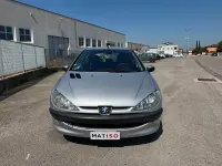 Usata Peugeot 206 68 CV (50 kW) 2004 Argento Berlina