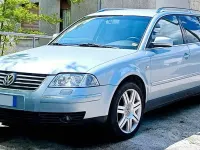 Usata VW Passat Highline 150 CV (110 kW) 2001 Grigio Station wagon