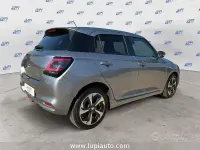 Usata Suzuki Swift 83 CV (61 kW) 2024 Grigio Utilitaria