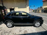 Usata VW T-Roc R-line 150 CV (110 kW) 2024 Nero(met.) SUV