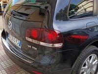 Usata VW Touareg 224 CV (164 kW) 2007 Nero SUV