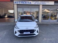 Usata Hyundai i10 65 CV (47 kW) 2023 Bianco Utilitaria