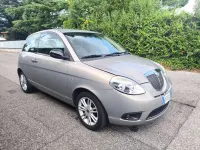 Usata Lancia Ypsilon 69 CV (50 kW) 2011 Beige Utilitaria