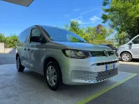 Usata VW Caddy 102 CV (75 kW) 2022 Argento Monovolume