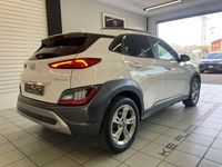 Usata Hyundai Kona 120 CV (88 kW) 2022 Bianco SUV