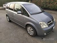 Usata Opel Meriva Cosmo 100 CV (73 kW) 2003 Grigio Monovolume