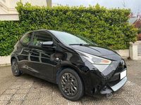 Usata Toyota Aygo Connect Style 72 CV (52 kW) 2020 Nero Utilitaria