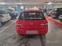 Usata VW Golf VI 105 CV (77 kW) 2010 Rosso Utilitaria
