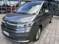Usata VW Multivan Style 204 CV (150 kW) 2024 Indium grey Monovolume