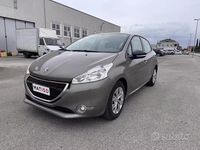 Usata Peugeot 208 Allure 82 CV (60 kW) 2014 Marrone Utilitaria