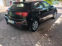 Usata Alfa Romeo Giulietta 82 CV (60 kW) 2012 Nero Utilitaria