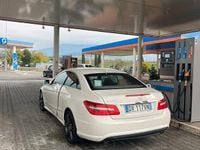 Usata Mercedes E350 241 CV (177 kW) 2009 Bianco Coupé