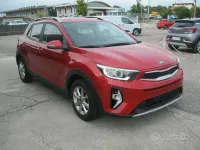 Usata Kia Stonic Urban 84 CV (61 kW) 2021 Rosso SUV