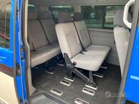 Usata VW Caravelle 2008 Blu Monovolume