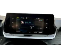 Usata Peugeot e-208 Allure 100 kW (136 CV) 2023 Nero Utilitaria
