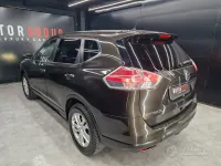 Usata Nissan X-Trail Tekna 131 CV (96 kW) 2015 Verde SUV