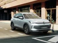 Nuova VW Tiguan Edition 130 CV (95 kW) 2026 Dolomite silver metallizzato SUV