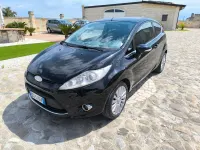 Usata Ford Fiesta Titanium 82 CV (60 kW) 2010 Nero Berlina