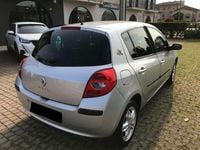 Usata Renault Clio II LE 75 CV (55 kW) 2008 Argento Berlina