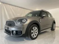 Usata Mini Cooper D Countryman Business 150 CV (110 kW) 2017 Marrone SUV