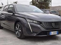 Usado Peugeot 308 Allure 131 CV (96 kW) 2022 Gris Familiar