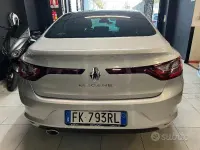 Usata Renault Mégane Zen 110 CV (80 kW) 2017 Grigio Coupé