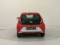 Usata Toyota Aygo 72 CV (52 kW) 2020 Rosso Utilitaria