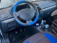 Usado Renault Clio II 2004 Gris