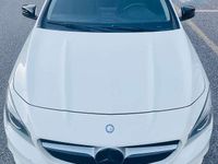 Usata Mercedes CLA220 Night 177 CV (130 kW) 2016 Bianco Berlina