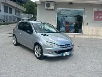 Usata Peugeot 206 GTi 135 CV (99 kW) 2000 Grigio Berlina