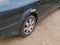 Usata VW Passat 116 CV (85 kW) 2000 Blu Berlina