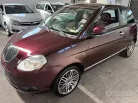 Usata Lancia Ypsilon 60 CV (44 kW) 2009 Viola Utilitaria