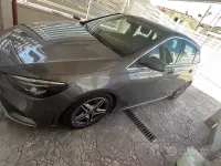 Usata Mercedes B180 Premium 116 CV (85 kW) 2020 Grigio Utilitaria