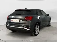 Usata Audi Q2 Ambiente 150 CV (110 kW) 2024 Grigio daytona perla SUV