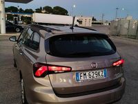 Usata Fiat Tipo 120 CV (88 kW) 2017 Marrone Station wagon