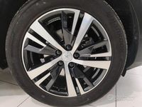 Usata Peugeot 5008 Allure 130 CV (95 kW) 2020 Bianco SUV