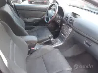 Usata Toyota Avensis 116 CV (85 kW) 2004 Nero Berlina