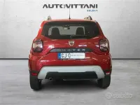 Usata Dacia Duster Prestige 114 CV (83 kW) 2022 Rosso SUV