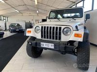 Usata Jeep Wrangler Sport 177 CV (130 kW) 1998 Bianco SUV