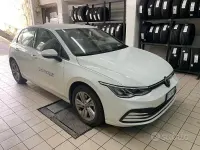 Usata VW Golf VIII Life 116 CV (85 kW) 2022 Bianco Berlina