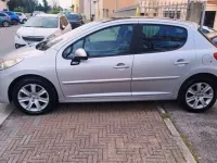 Usata Peugeot 207 109 CV (80 kW) 2007 Argento Berlina
