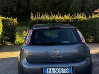Usata Fiat Punto 75 CV (55 kW) 2015 Grigio Berlina