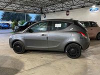 Usata Lancia Ypsilon S 70 CV (51 kW) 2024 Grigio Utilitaria