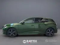Usata Peugeot 308 GT 131 CV (96 kW) 2024 Verde olivine Berlina