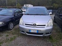 Usata Toyota Corolla Verso 177 CV (130 kW) 2006 Grigio Monovolume