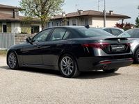 Usata Alfa Romeo Giulia Super 150 CV (110 kW) 2017 Nero Berlina