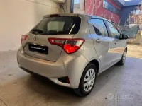 Begagnad Toyota Yaris Cool 72 HK (52 kW) 2019 Grå Sedan