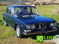 Usata Lancia 2000 116 CV (85 kW) 1972 Blu Berlina